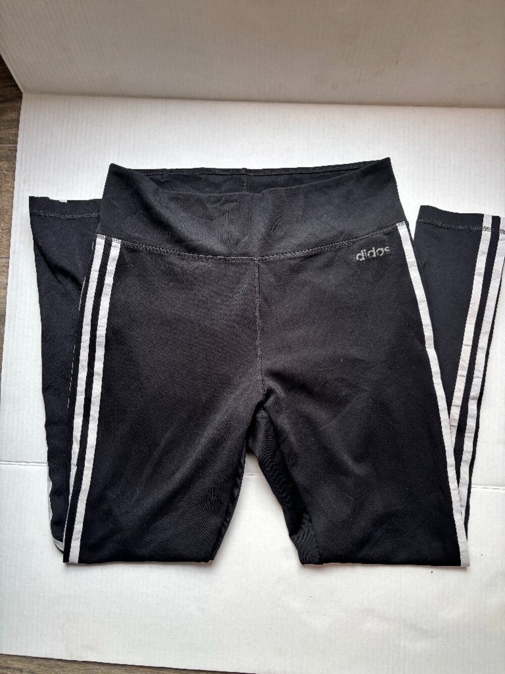 Adidas Womens Y2K Leggings Size‎ L